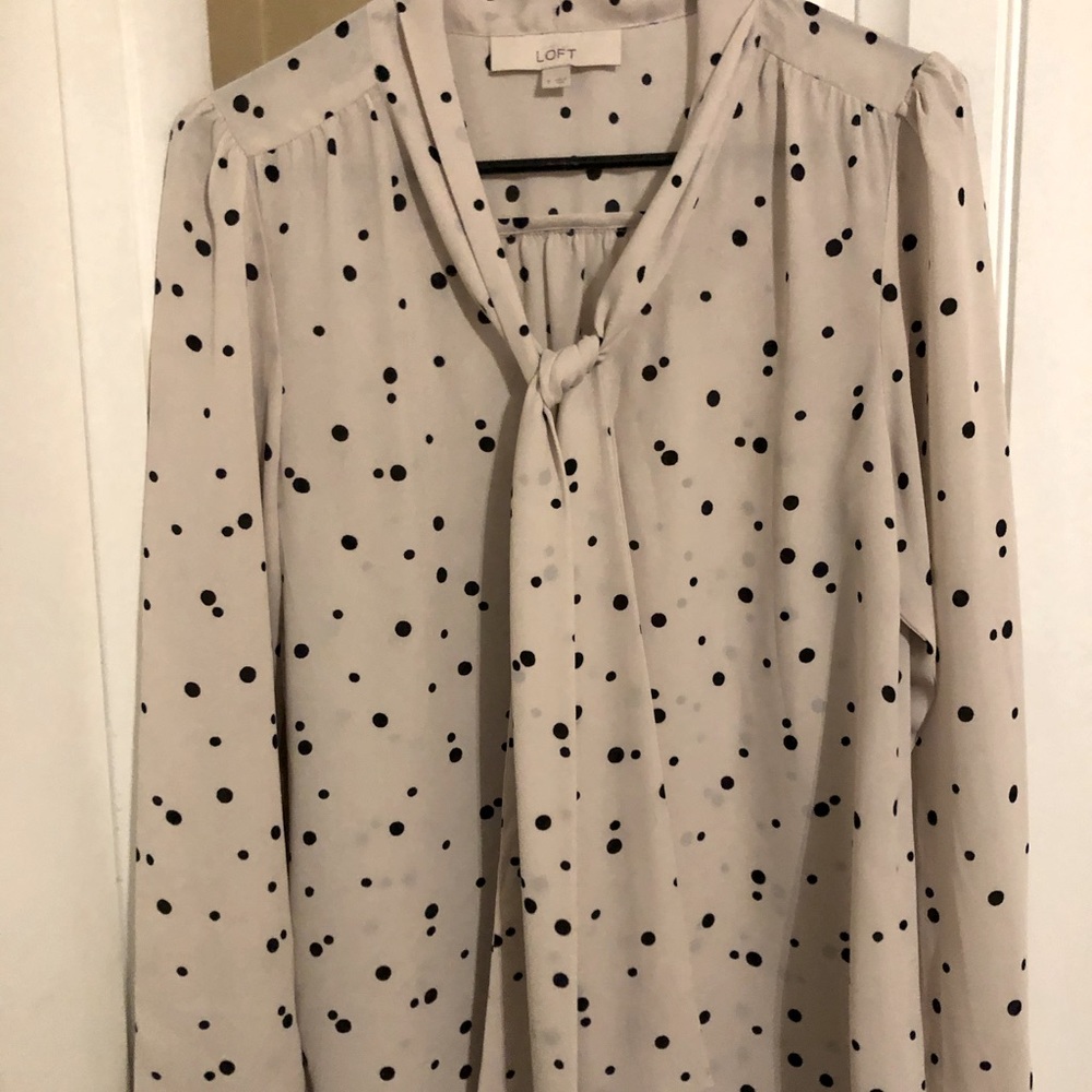 Loft blouse, small, like new! 🖤